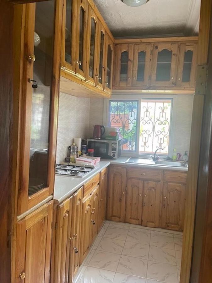 Bed and Breakfast The Compound Bijilo Экстерьер фото