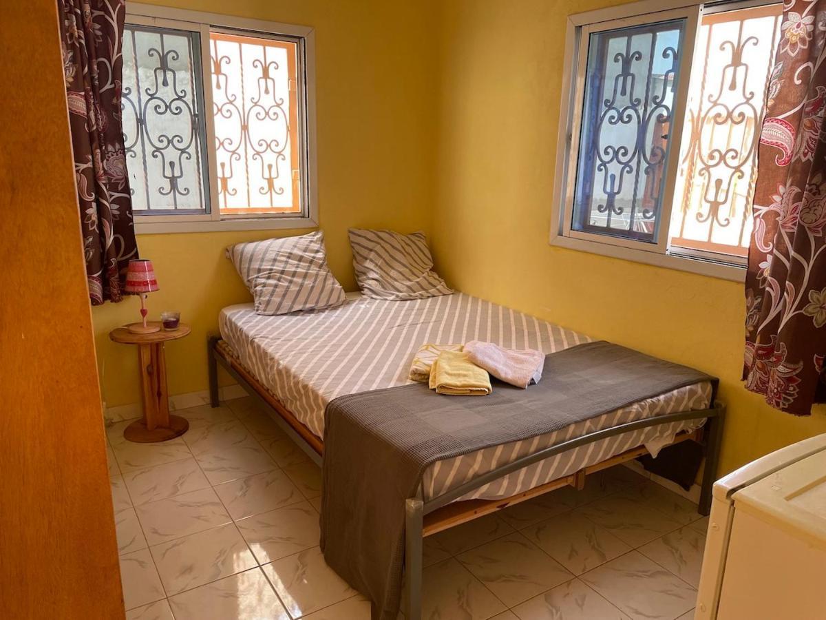 Bed and Breakfast The Compound Bijilo Экстерьер фото