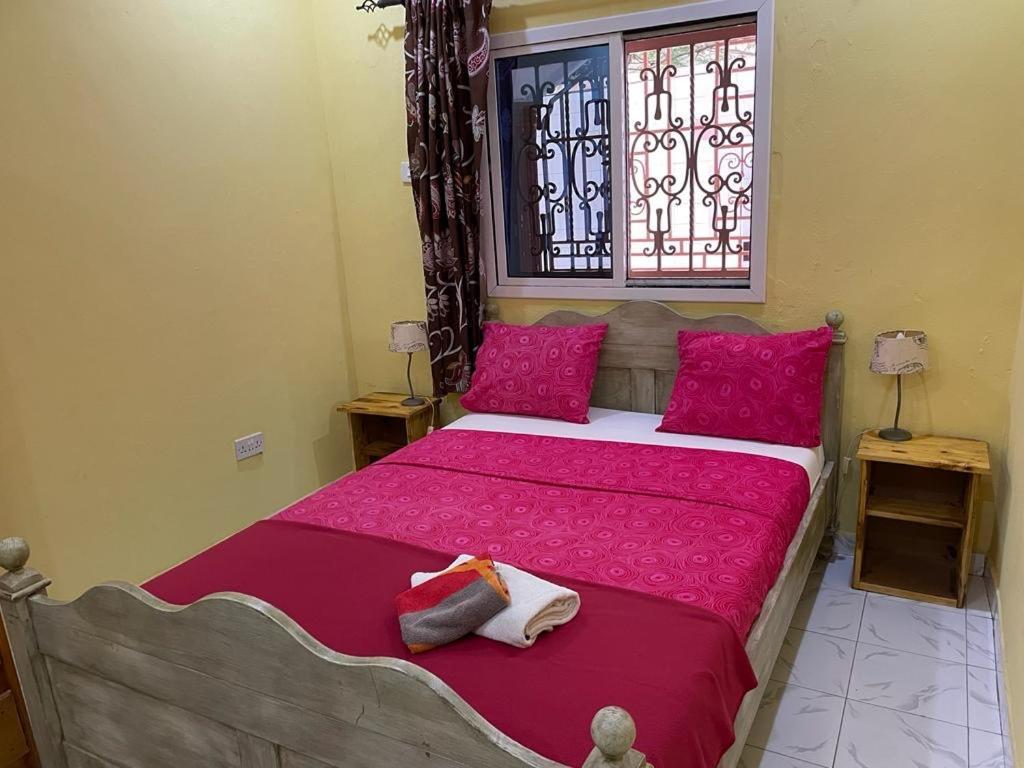 Bed and Breakfast The Compound Bijilo Экстерьер фото