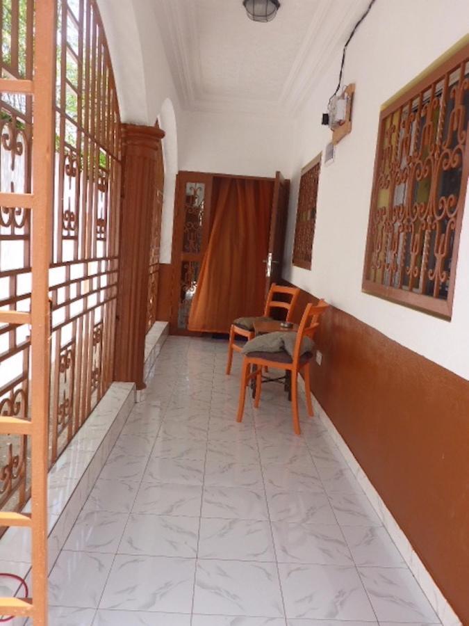 Bed and Breakfast The Compound Bijilo Экстерьер фото